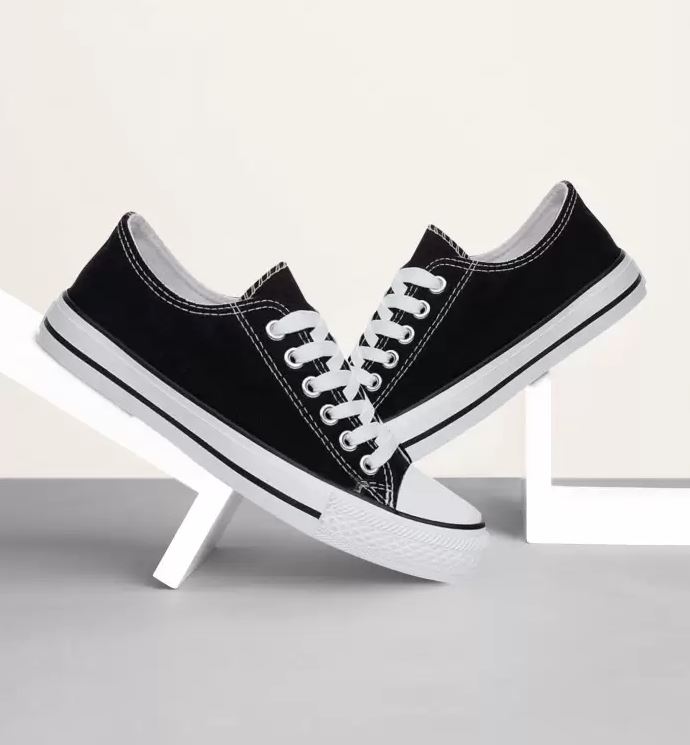 Black Canvas Synthetic Round Toe Lace-Up Closure Casual/Sports Sneakers For Men Women